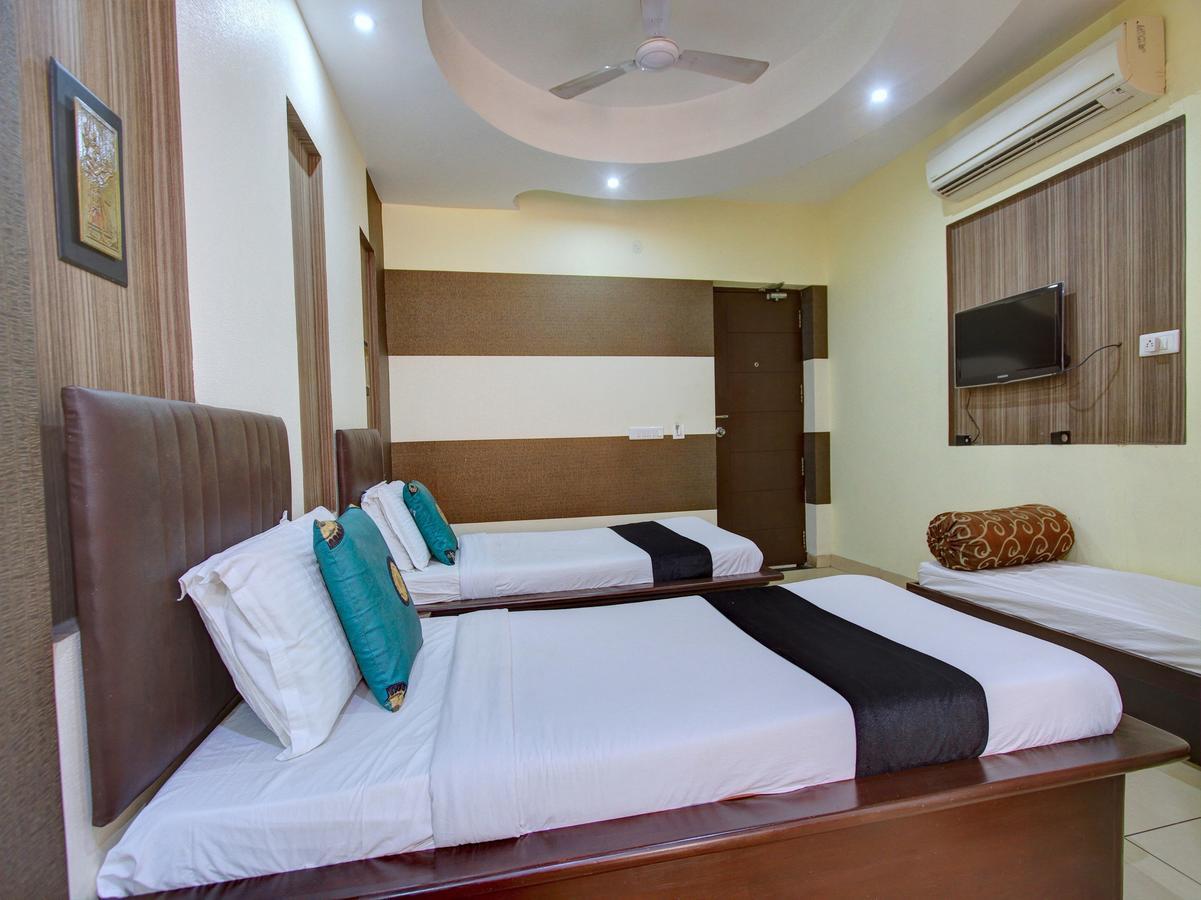 Oyo 8892 Kadambari Regency Angamaly Exterior photo
